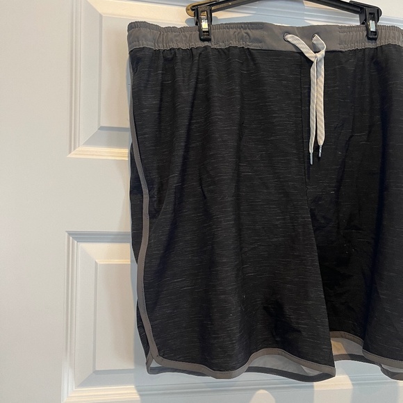 Sonoma Scallop Swim Trunk - New - Picture 1 of 3
